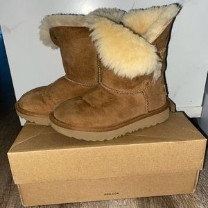 Girls ugg boots